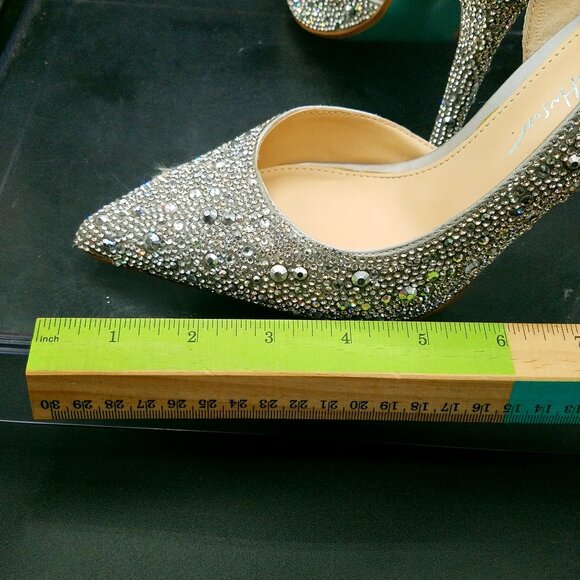 Betsey Johnson Shary Silver Rhinestone Pumps Size 7.5M - Great Pre-Owned - Picture 7 of 16